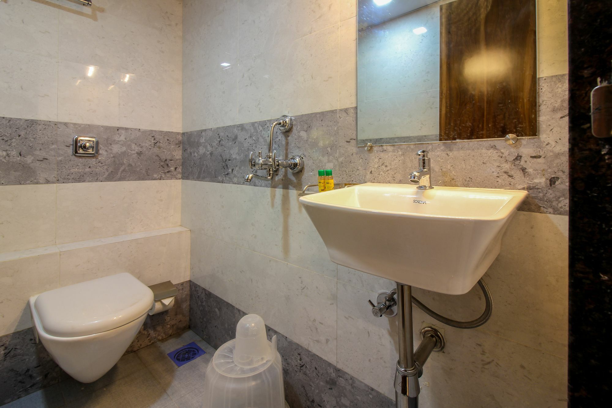 Fabhotel Amour - Nr Mumbai International Airport Extérieur photo