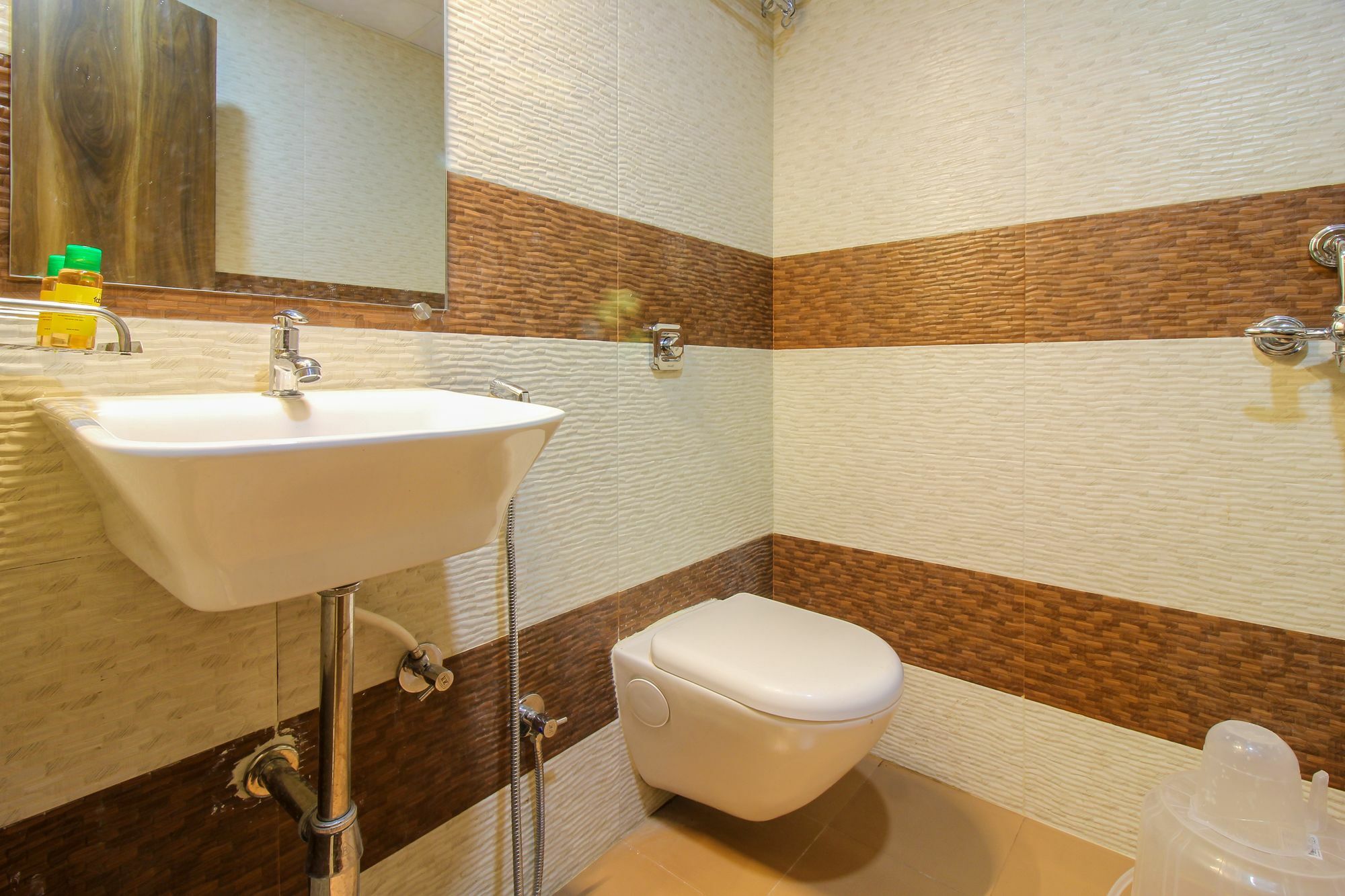 Fabhotel Amour - Nr Mumbai International Airport Extérieur photo
